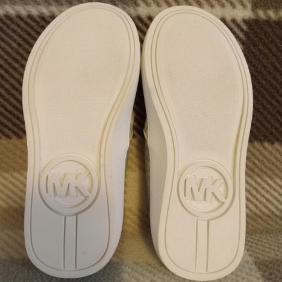 MK Kids Canvas Slip On Shoes - Picture 7 of 8